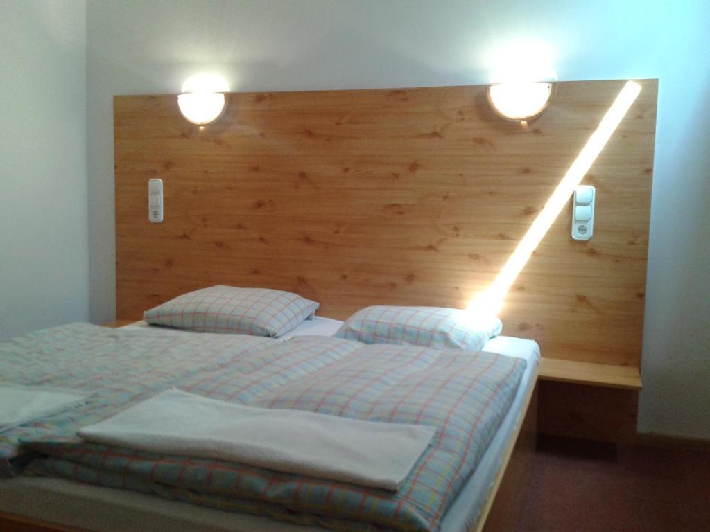佩泽欧索墨酒店 Balatonföldvár 客房 照片